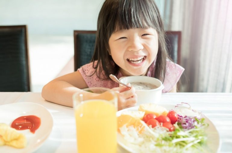 Feeding My Little Travelers- What To Pack And Prepare?