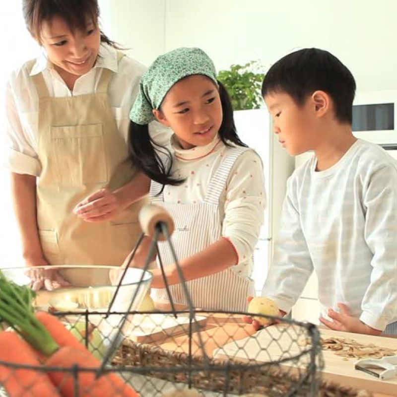 good reasons to cook with kids 