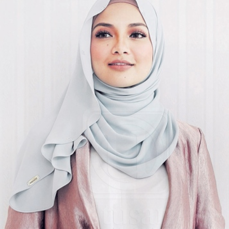 neelofa