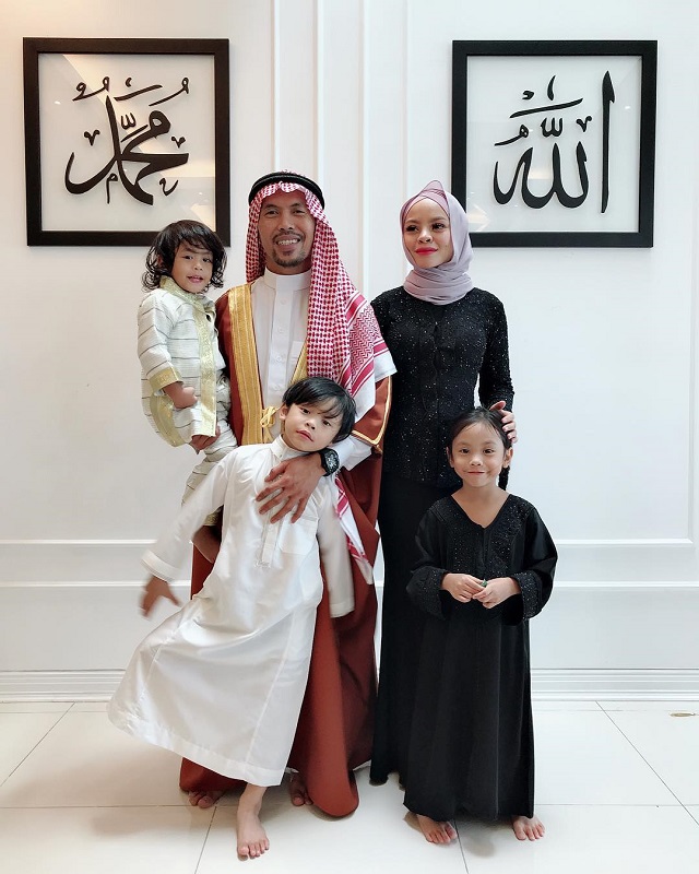 Strict Supermom Siti Sarah Raissuddin Shares Her Parenting Journey July 2022 Motherhood Malaysia