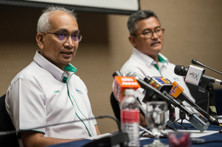 plus-open-emergency-lane-cny