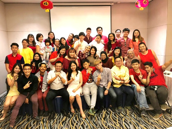 Group photo of the Nuren Group in celebratory mood. (Fourth from left, front row) Kelvin Leow, Chief Technology Officer. Beside him, Petrina Goh