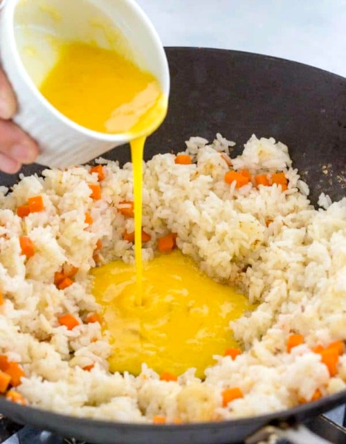 Frying egg in Fried Rice. Easy Toddler Meals, Recipes Malaysia 