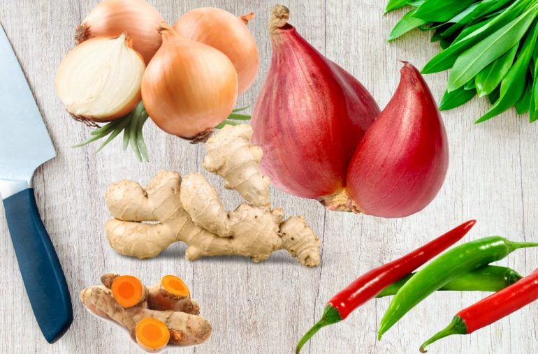 Peel Shallots, Onions, Ginger, Turmeric faster than you can say ‘Save Time In The Kitchen’