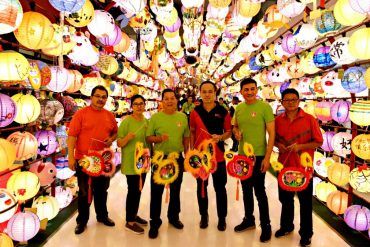 Radiance from the special 60ft Lantern Tunnel with (from left) Hasree Khaw, Stella Chin, Raymond Chin, Danny Lee, Dato' Tan and Darren Lau.