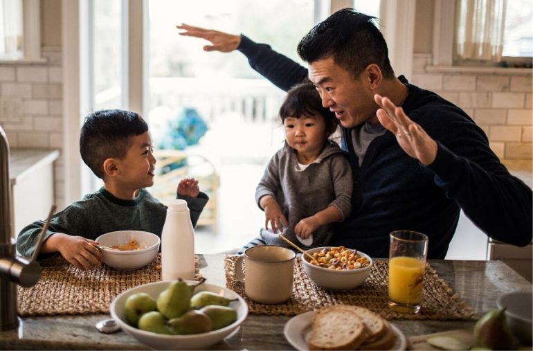 10 idea to implement authoritative parenting