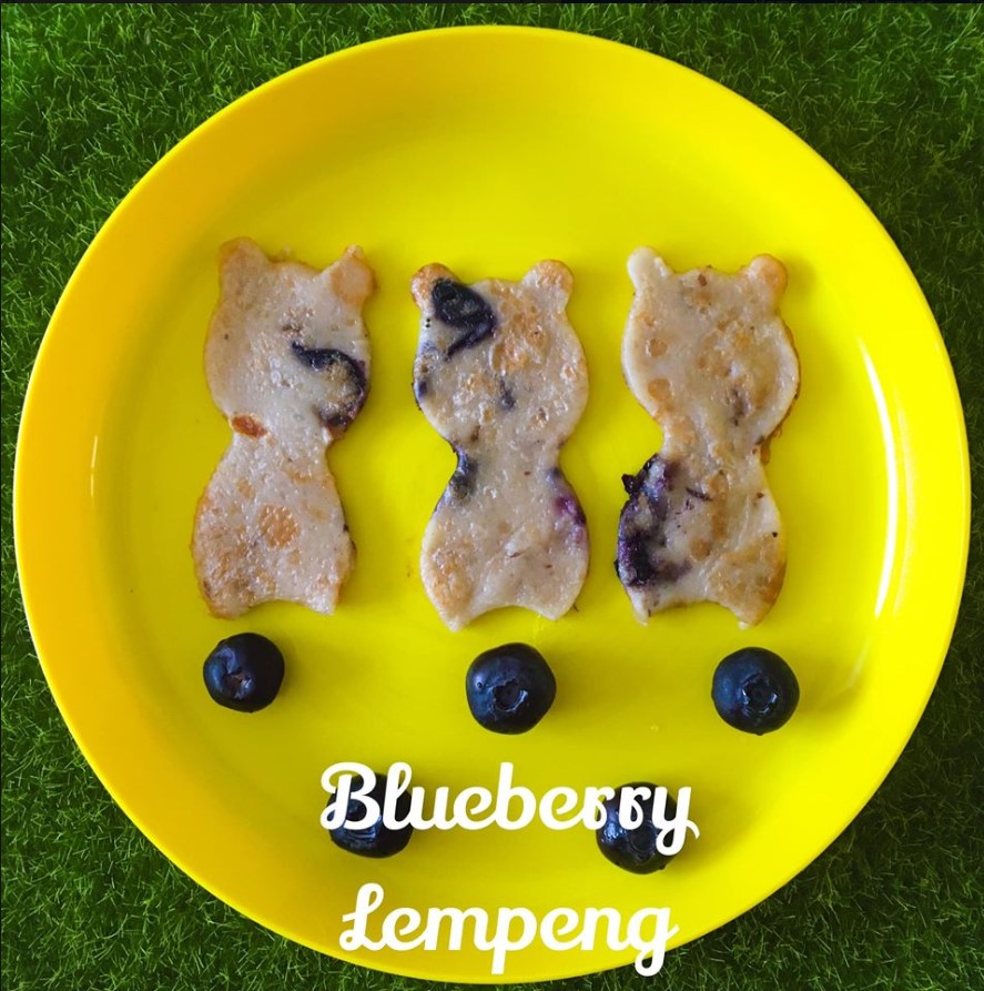healthy and delicious blueberry pancake