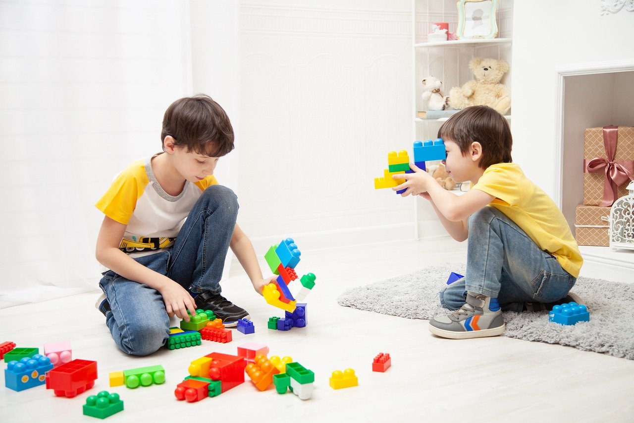playing and learning with LEGO