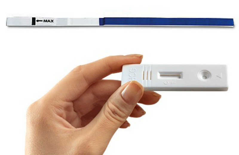 The strip and cassette type of pregnancy test can be rather difficult to use. (Top) Strips or dip sticks tend to be thin and fragile and they will need to be dipped into a cup of urine sample. This style of testing can be unhygienic and the results can be hard to read. (Bottom) Cassettes require you to assemble the parts and then drop urine on to a 'sample well' with a plastic pipette. The multiple steps and hard-to-read lines make them puzzling to use.