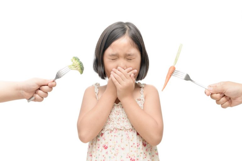 child refuse fruits and vegetables