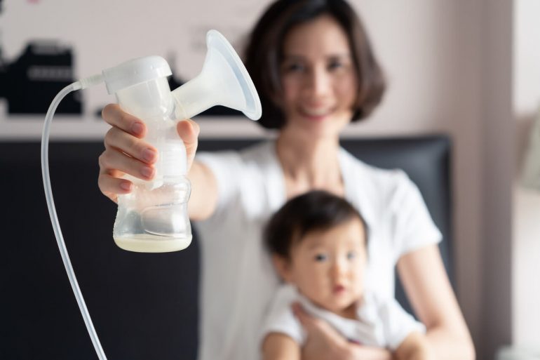 Expressing Milk 101: The Proper Ways to Express Breast Milk Effectively -  February 2024