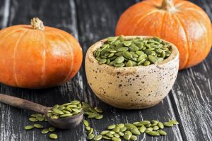 superfoods for pregnant mothers - pumpkin seeds