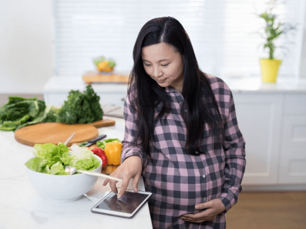 healthy pregnant women to avoide pregnancy induced hypertension