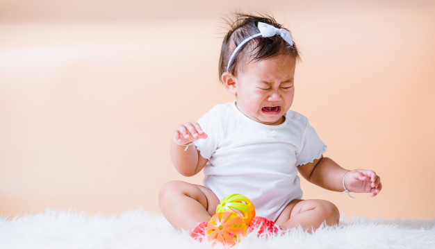 baby throwing tantrum