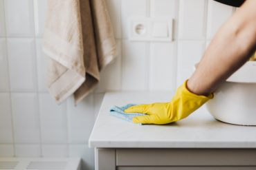 These Cleaning Hacks are going to save you from expensive detergents!