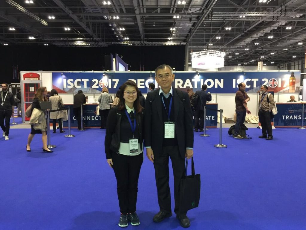 Vivian and Emeritus Prof. Dr. Cheong Soon Keng at the International Society For Cellular Therapy (ISCT) 2017 annual meeting in London.