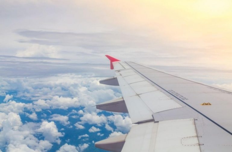 plane-in-sky-motherhood
