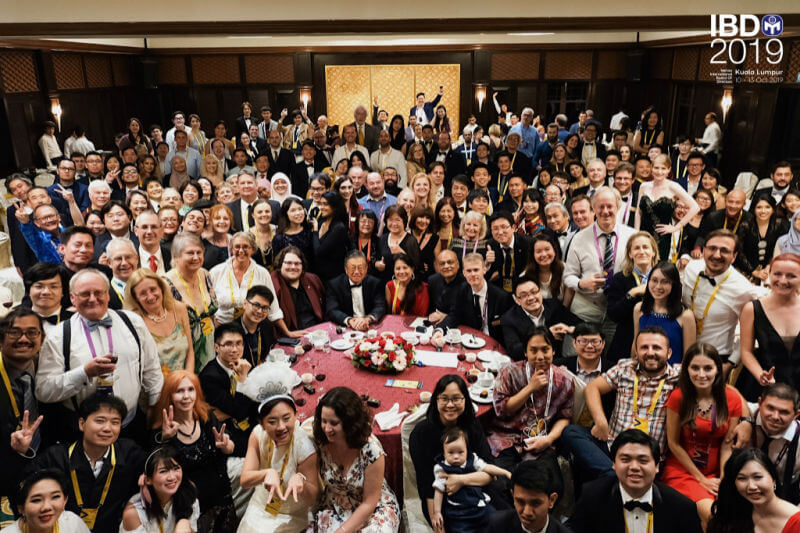 Mensa International represented here at the International Board of Directors (IBD) 2019 gala dinner. In the centre is Tan Sri Dato’ Yong Poh Kon, the founder of Mensa Malaysia and International Chair Björn Liljeqvist (Image Credit: Malaysian Mensa Society)