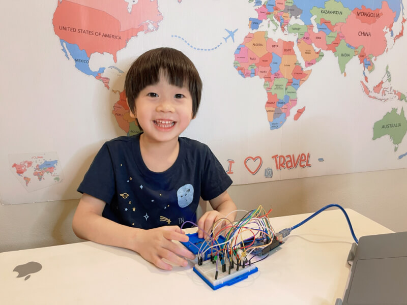 This is Piersce’s electronic coding device. He connects the LEDs to the circuit board then writes a code to program how the LEDs behave. He loves the challenges of solving programming problems.