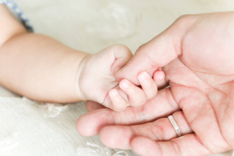 postpartum-mother-baby-motherhood