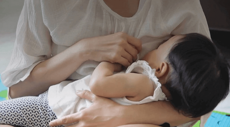 mum shares her breastfeeding experience