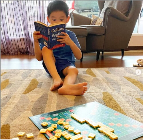 Which 6-year-old loves to read dictionaries? This 6-year-old called Nathan Tan does!