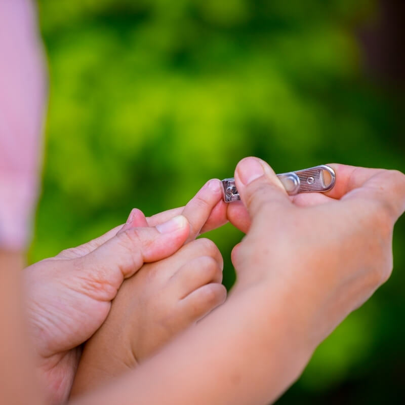 how-to-kick-nail-biting-in-children