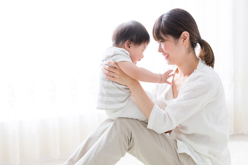 4-month-old developmental milestones