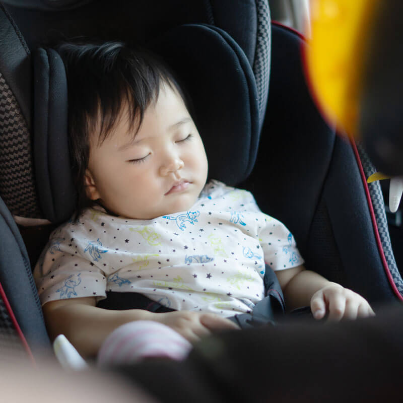 baby sleeping in car 2