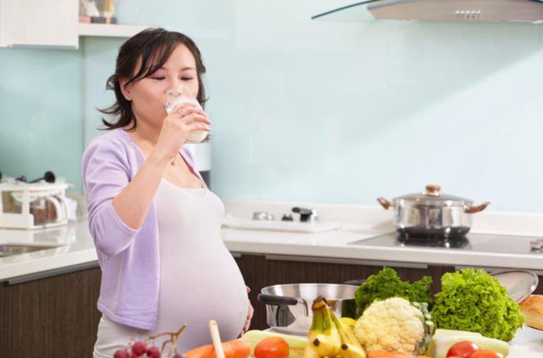 First-trimester diet