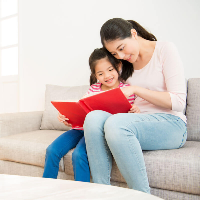 mom-daughter-reading