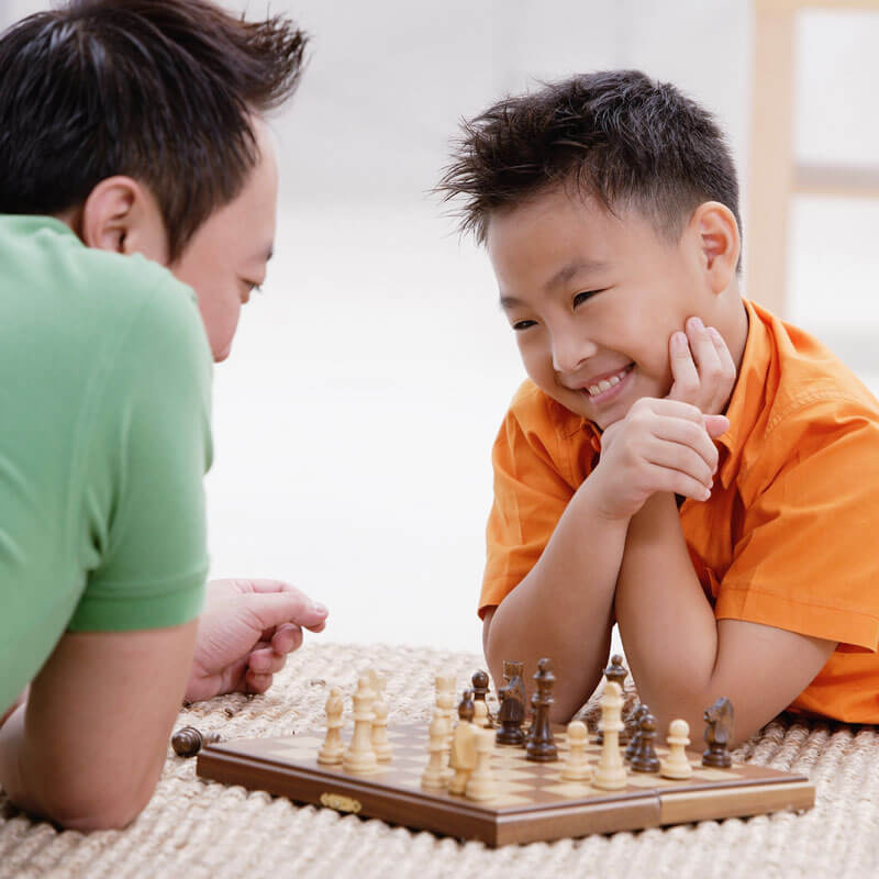 father-son-chess