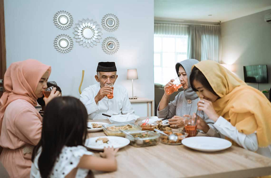 Sahur Secrets for Staying Full and Hydrated This Ramadan | Motherhood ...