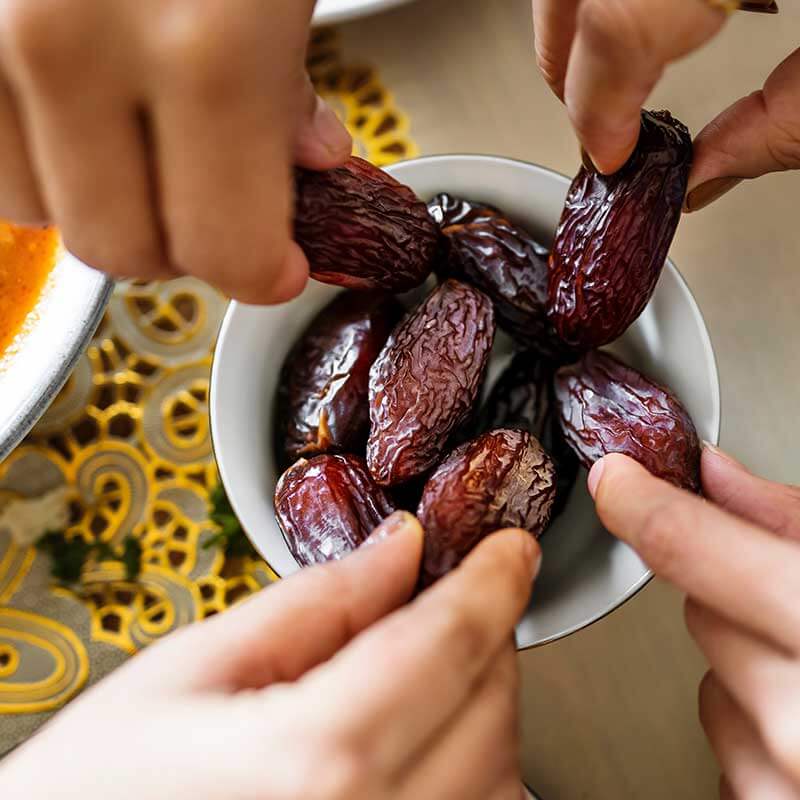 bowl-of-dates