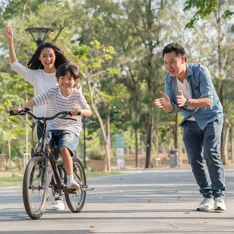 parents-child-bicycles