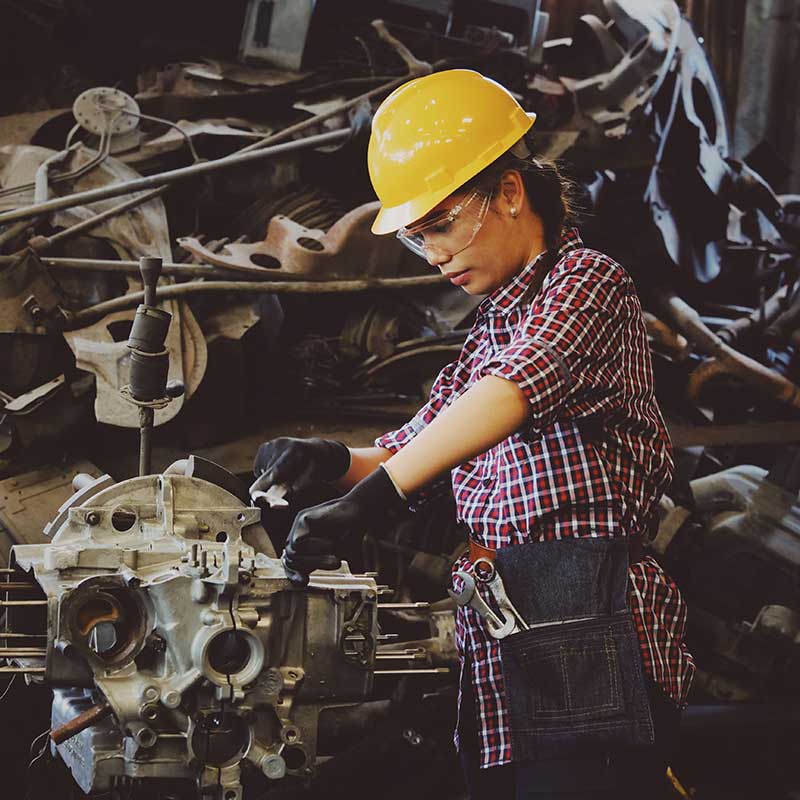 female-mechanic