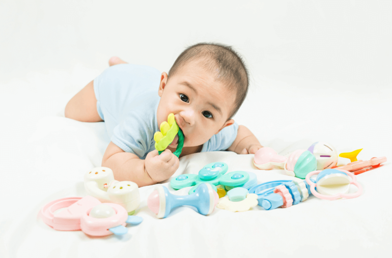 teething baby