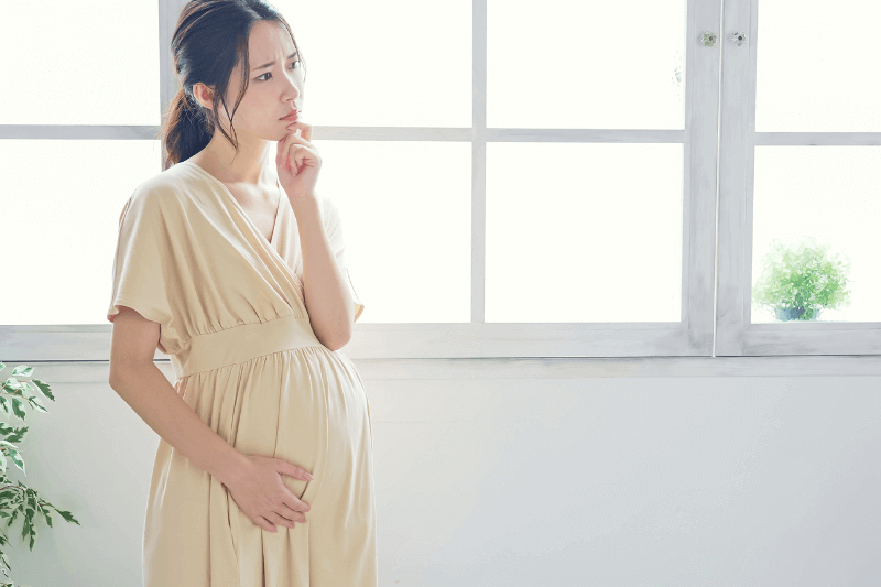 Pregnancy brain or ‘momnesia’ is a real phenomenon where the pregnant woman has trouble focusing or remembering certain things.