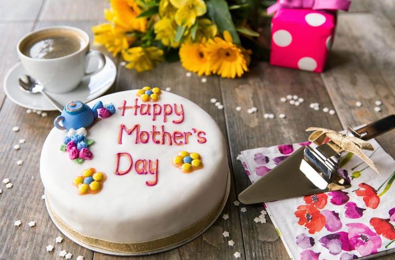 mothers-day-cake