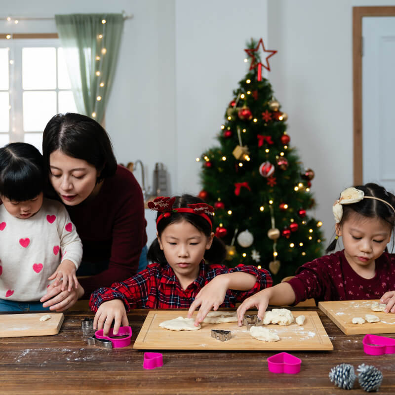 a mom doing activity with her kids