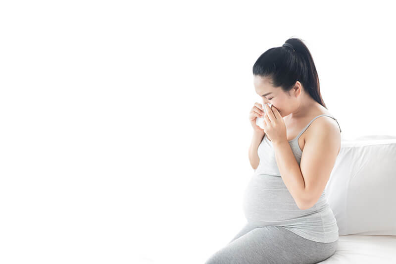 sneeze-pregnant