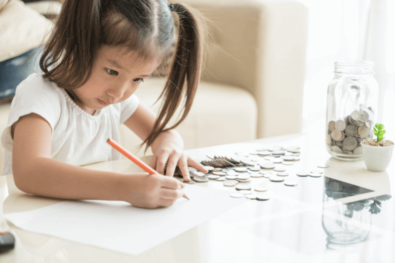 child-managing-money