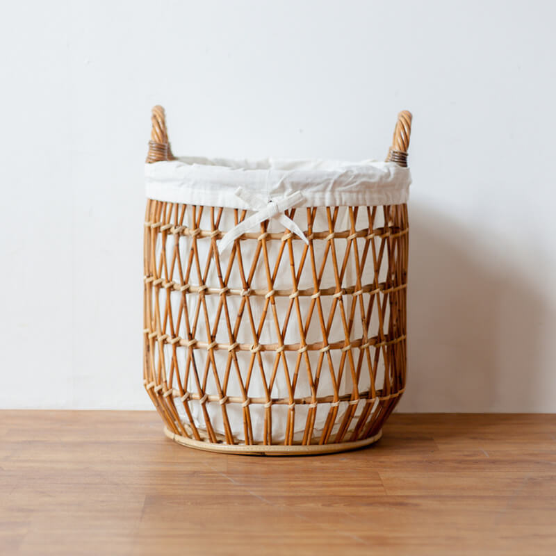 Laundry basket for indoor activities for 3 years old