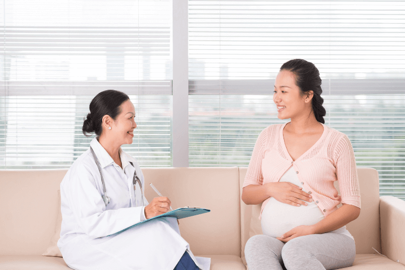 pregnancy doctor consultation