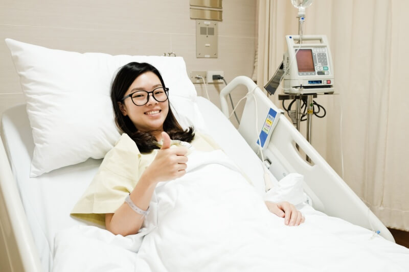 woman in labour room