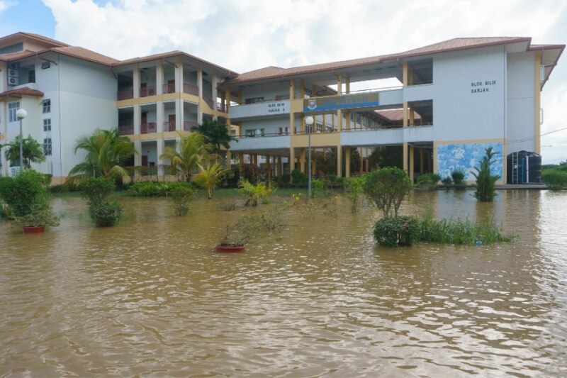 school affected by flood sabah malaysia