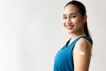 woman with scar on shoulder