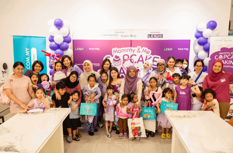 Mummy and me baking activites fun activities for children these school holiday