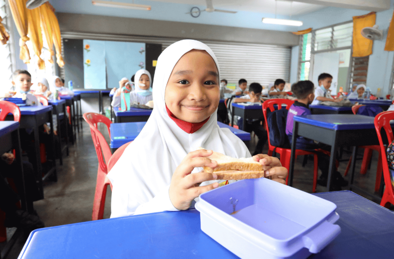 primary school student in malaysia