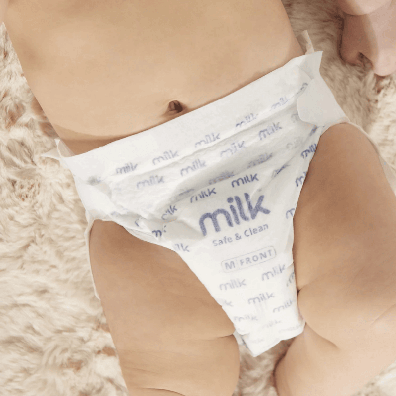 Milk diapers product shot